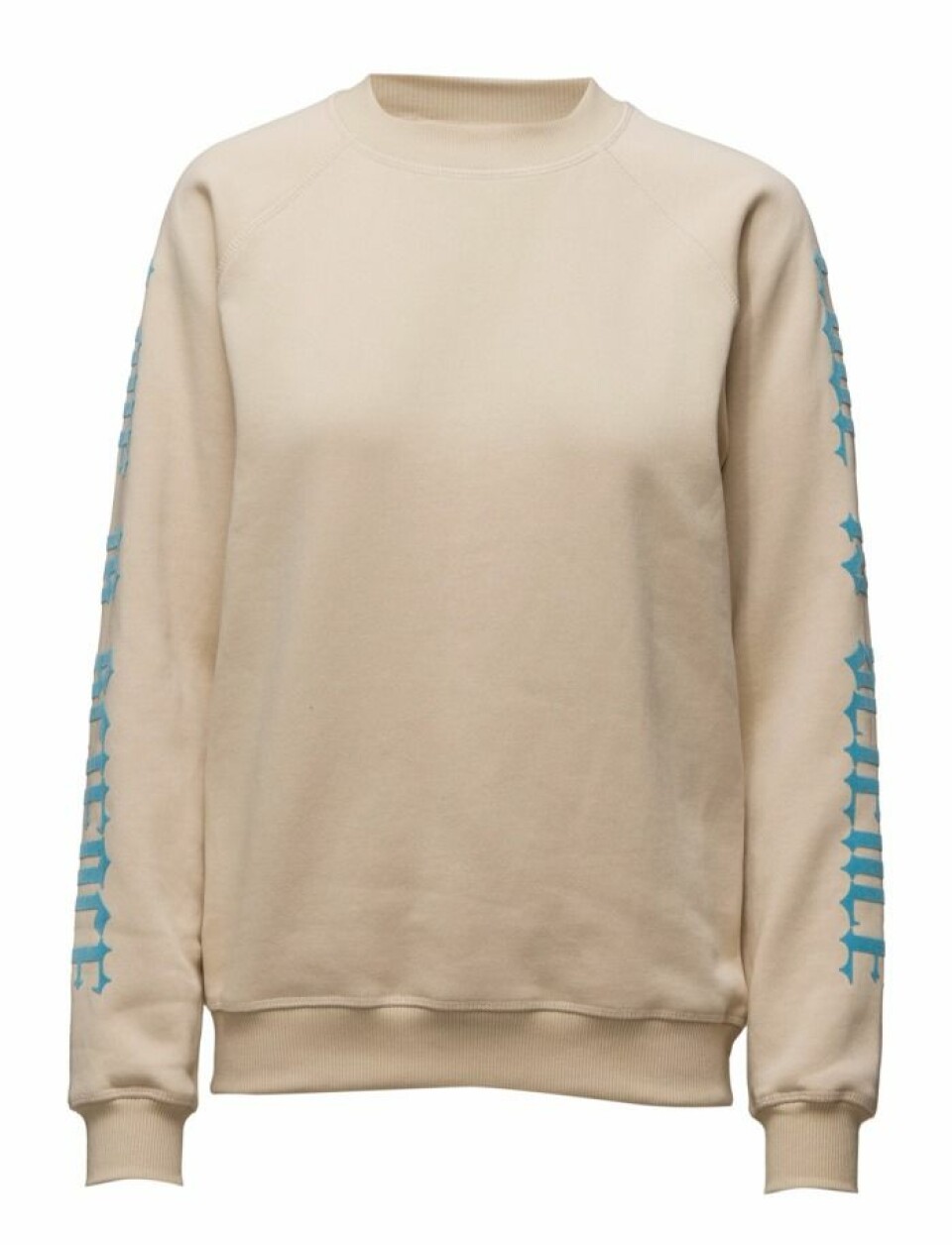 18 sweatshirts som håller dig trendig och bekväm