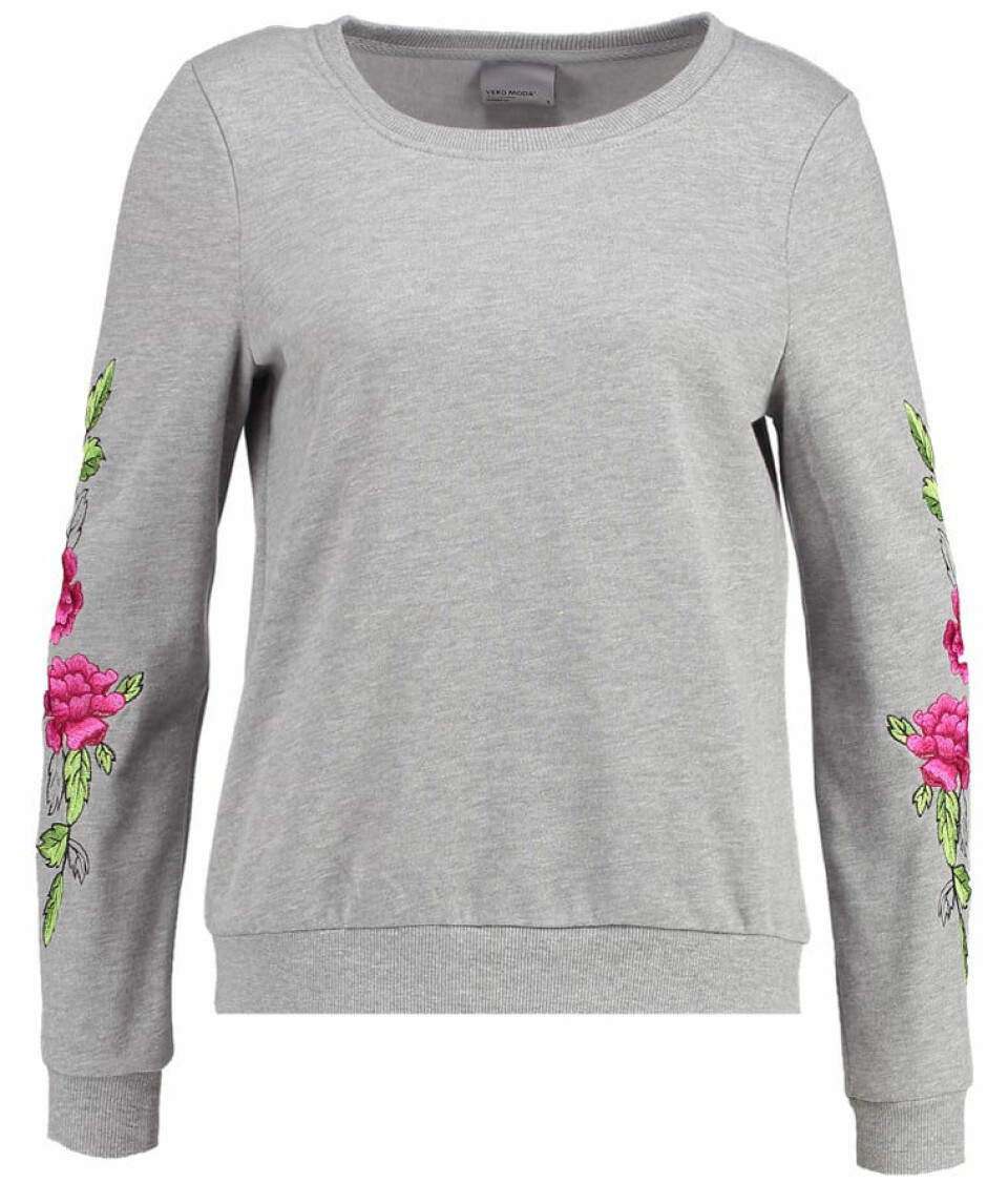 Blommiga broderier är ett måste i vår – 18 stilsäkra köp