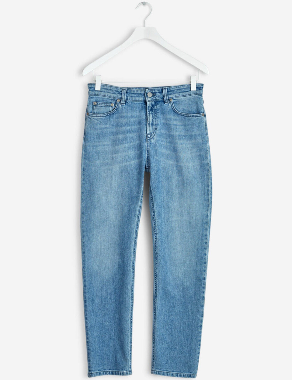 Mom jeans – så stylar du trenden (+ 17 stilsäkra köp)