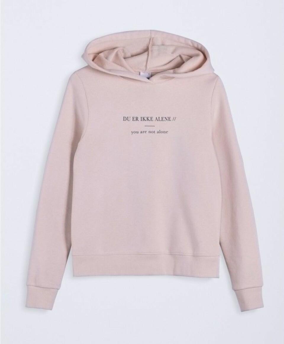 Gina Tricot släpper kollektion med Skam-tröjor