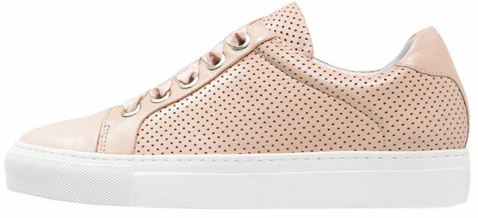 15 par rosa sneakers som alltid är helrätt
