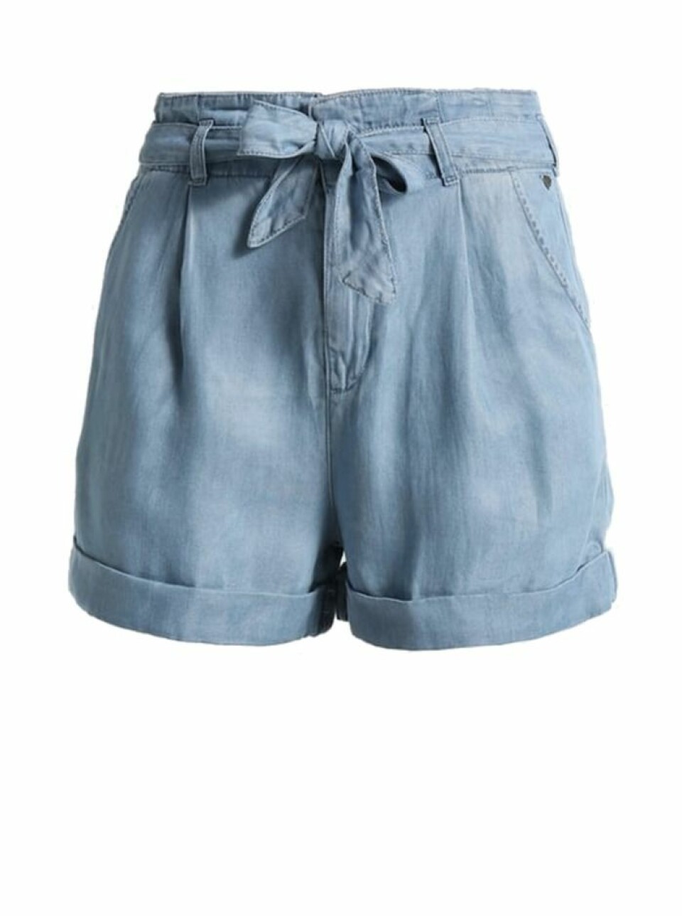 Sommarens snyggaste jeansshorts – i butik redan nu