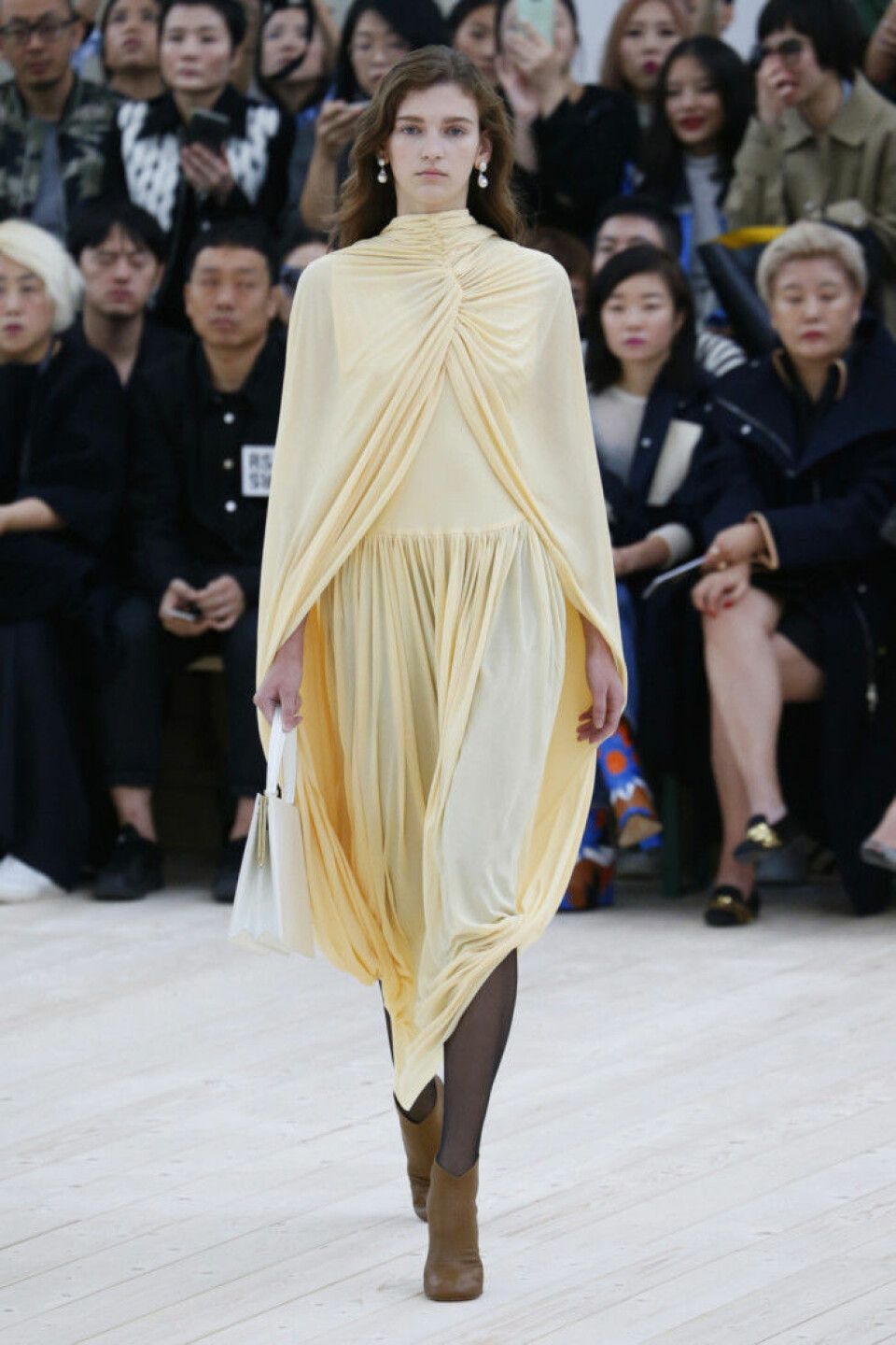 Trendspaning: Här är de gula men absolut inte fula plaggen att slå till på