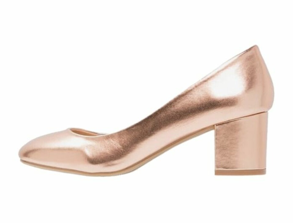 25 snygga sommarskor i metallic - från budget till lyx