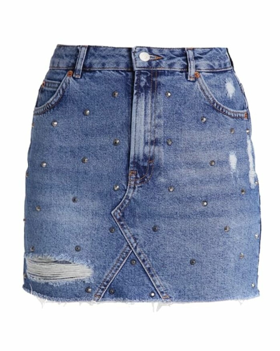 4 trendiga looks att bära i veckan (+ plaggen du behöver!)