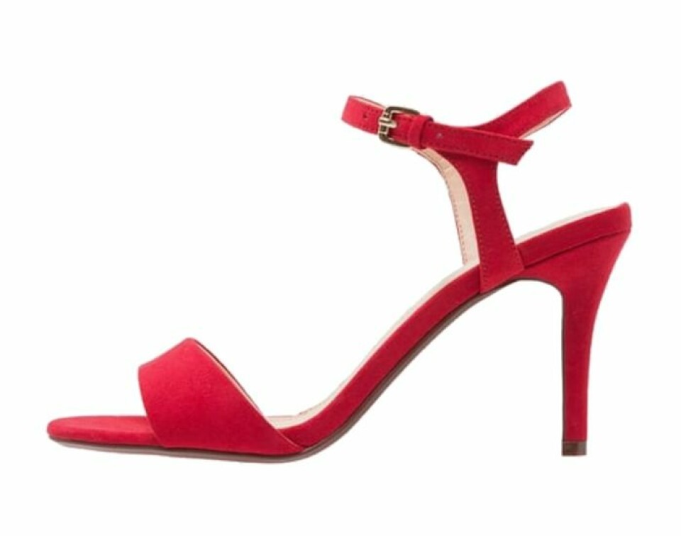 4 trendiga looks att bära i veckan (+ plaggen du behöver!)