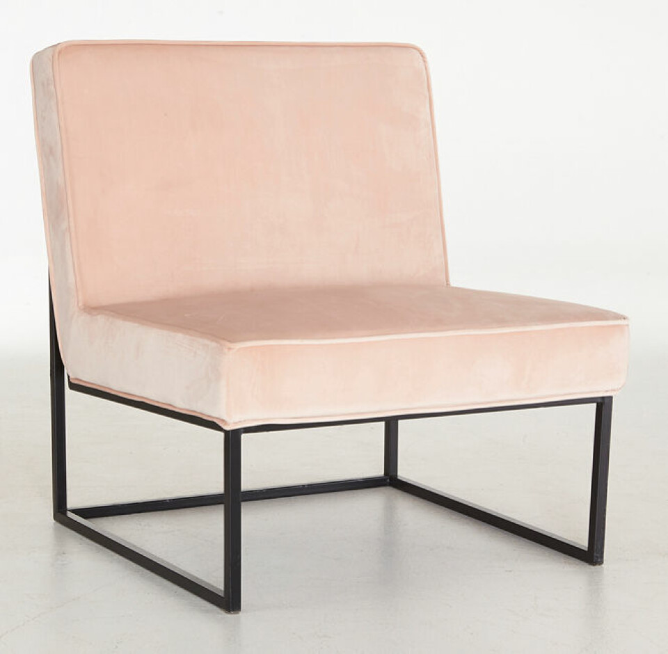 Sammetsstol i rosa, ca 2 300 kr.