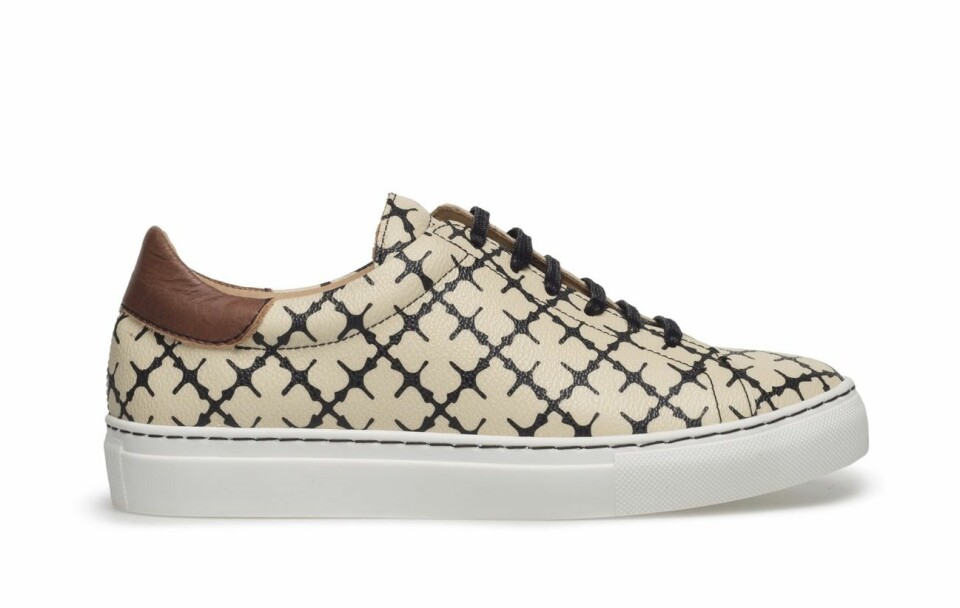 Mönstrade sneakers från By Malene Birger.