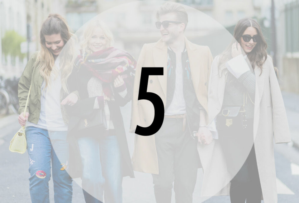 5. Testa plagget. Gör det bara.Att köpa ett plagg i tron om att du ska testa det hemma kommer i tre av fyra fall resultera i att du behåller det även fast du inte tyckte att det satt särskilt bra (science, typ). Passa på att testa plagget i butik och om du hellre provar hemma är det viktigt att behålla kvitto, se till att plagget är helt och rent samt låta alla lappar sitta kvar. Det viktigaste? Häng påsen på ytterdörrshandtaget så att du faktiskt kommer ihåg att lämna tillbaka det.