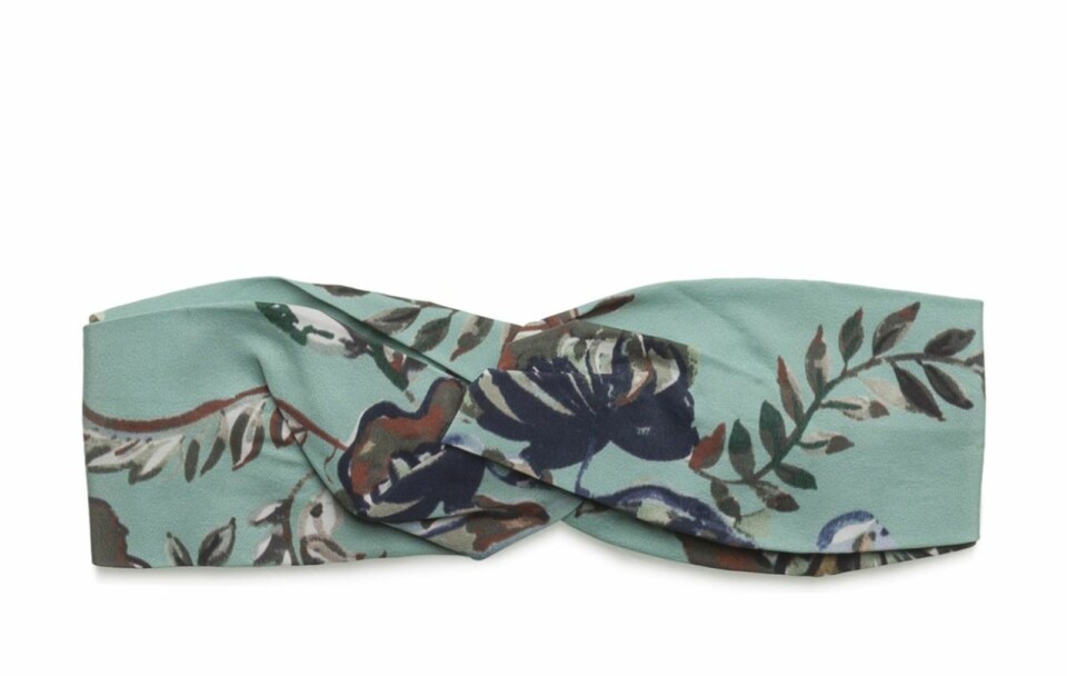 Hårband och diadem gör comeback – sommarens trendaccessoar