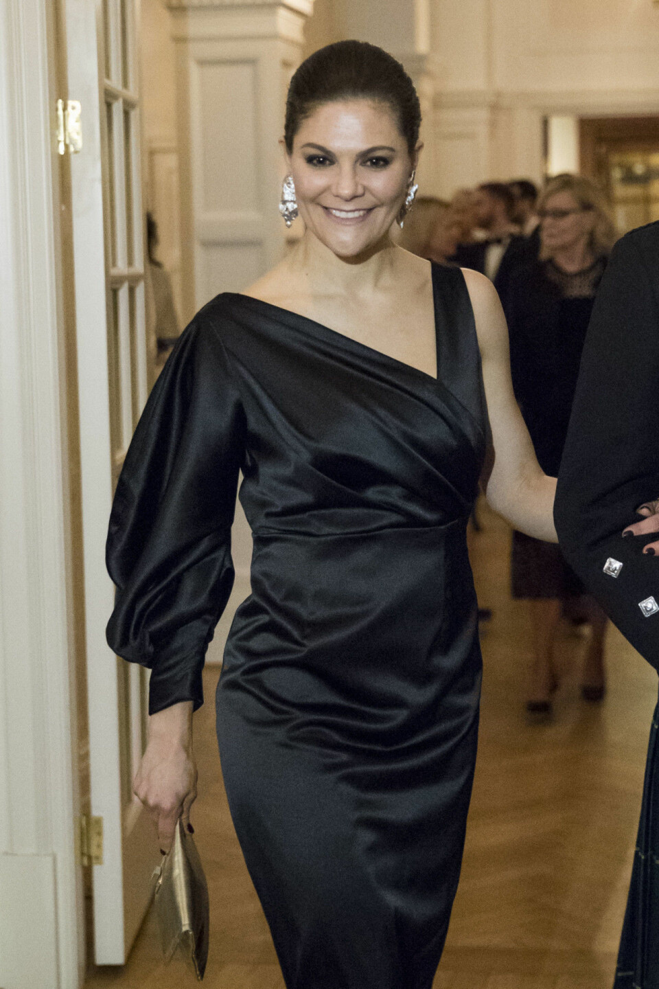 Det bar Kate och Victoria under hertigparets första dag i Sverige