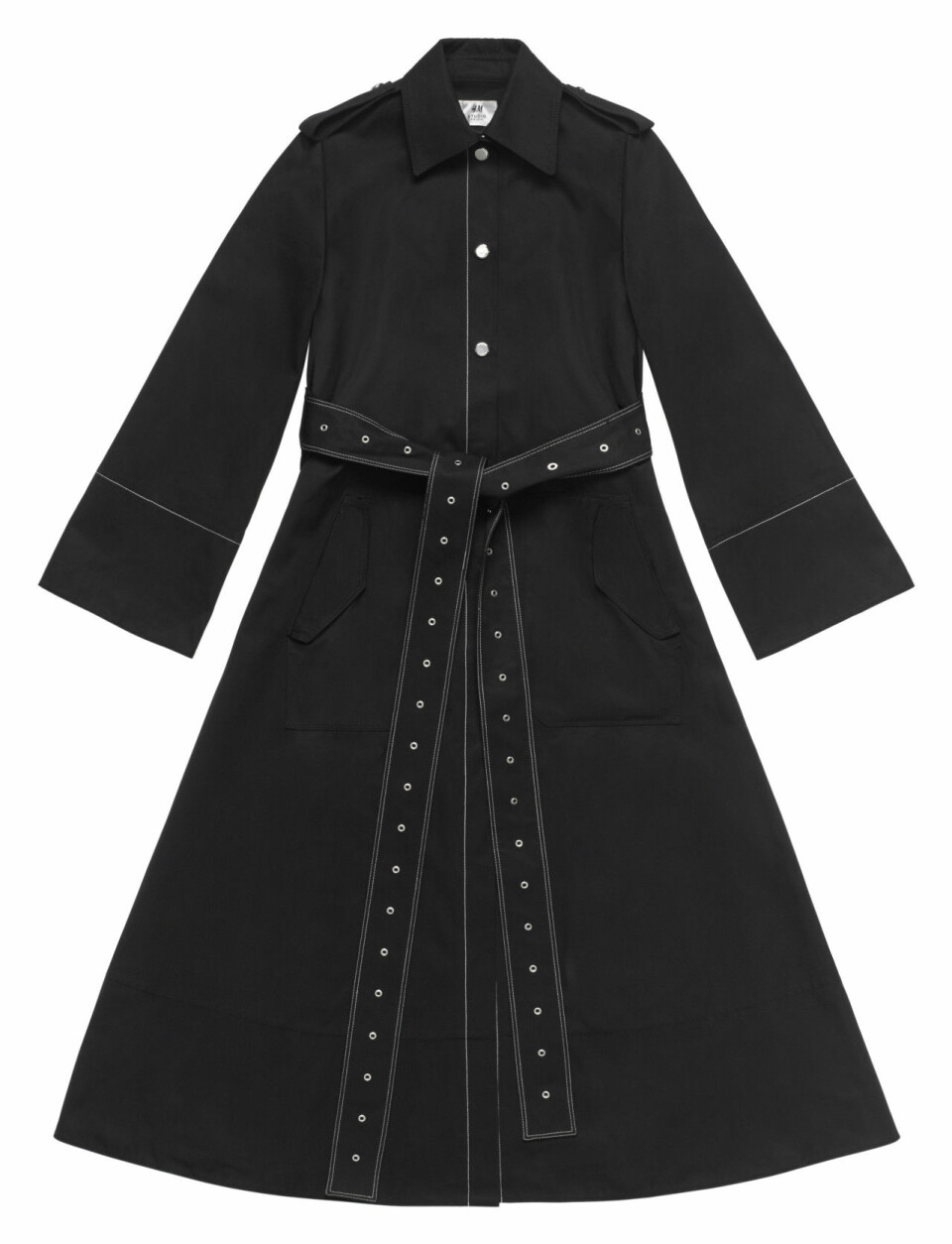 Färglada tryck och utsvängda byxor – då släpps H&M Studios vårkollektion