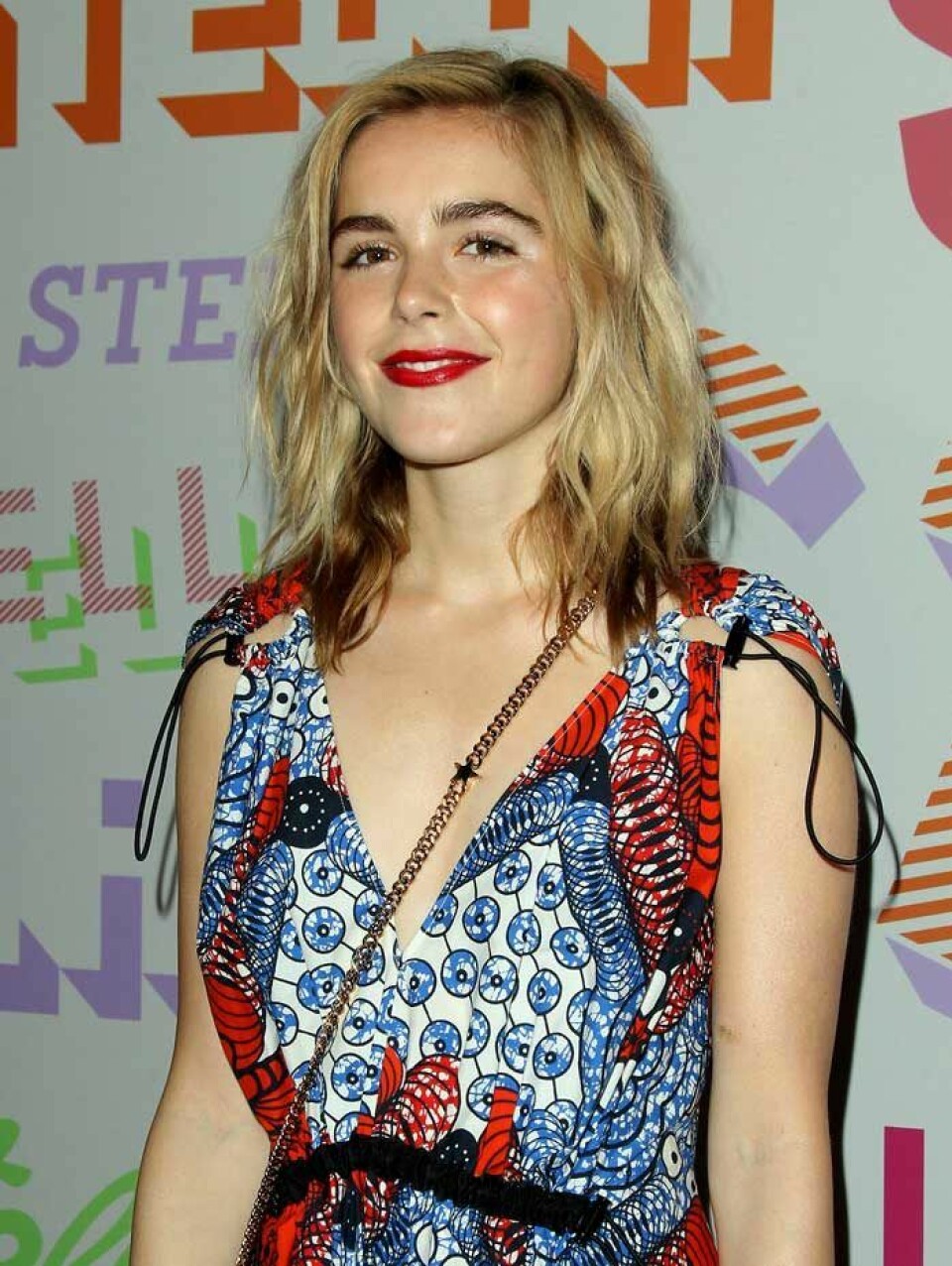 Kiernan Shipka ska spela Sabrina. Kiernan Shipka ska spela Sabrina.