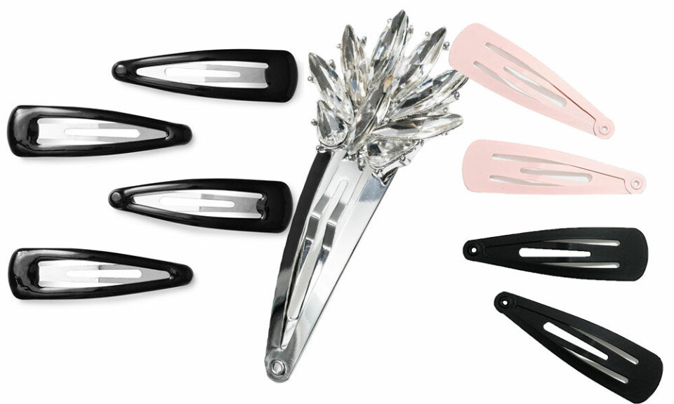 Scrunchie, hårband och spännen – hårtrenderna från 90-talet är tillbaka