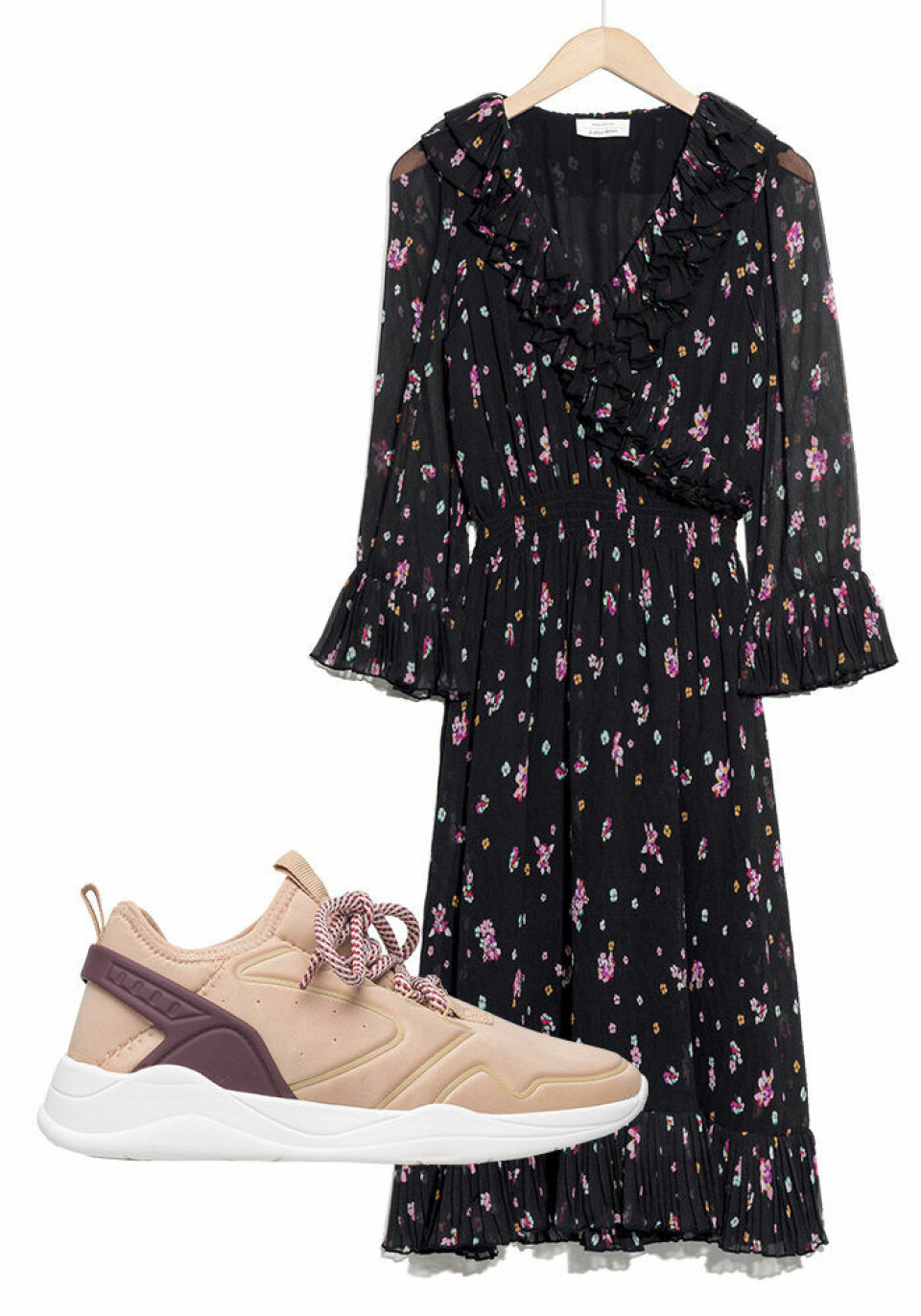 Så stylar du fulsnygga chunky sneakers på fyra olika sätt