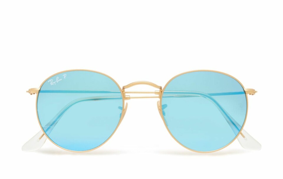 Hey sunshine! Solglasögon med färgat glas är så rätt just nu