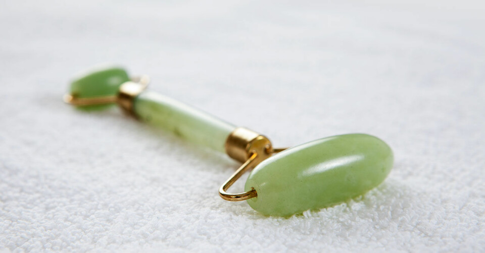 Jade roller hjälper mot puffighet och ger slätare hud. Jade roller hjälper mot puffighet och ger slätare hud.