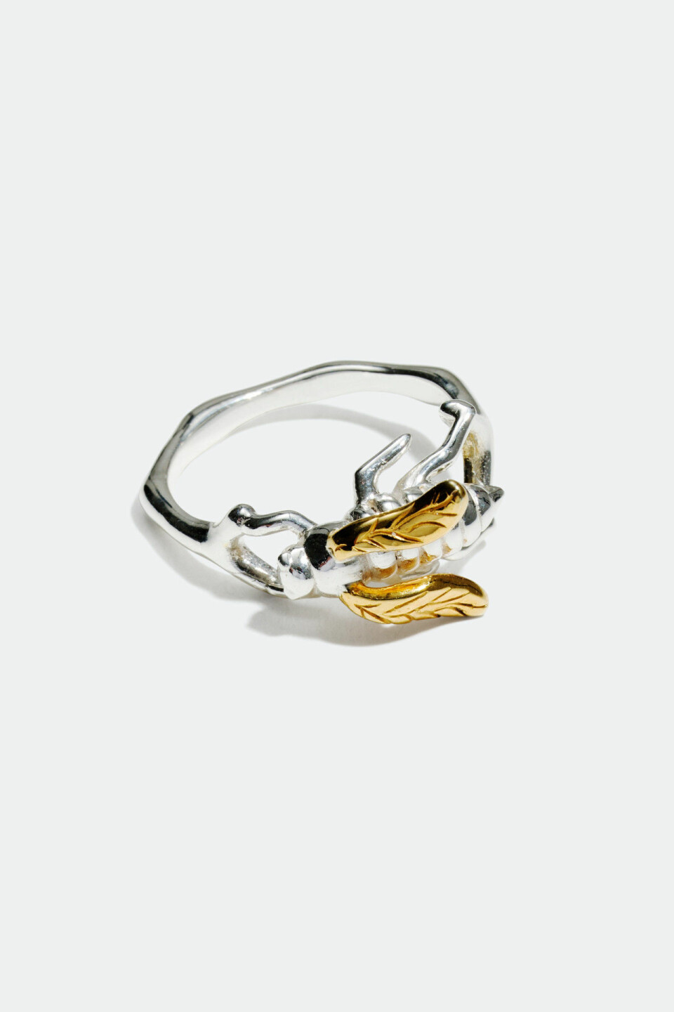 Therese Lindgren släpper smyckeskollektion inspirerad av naturen