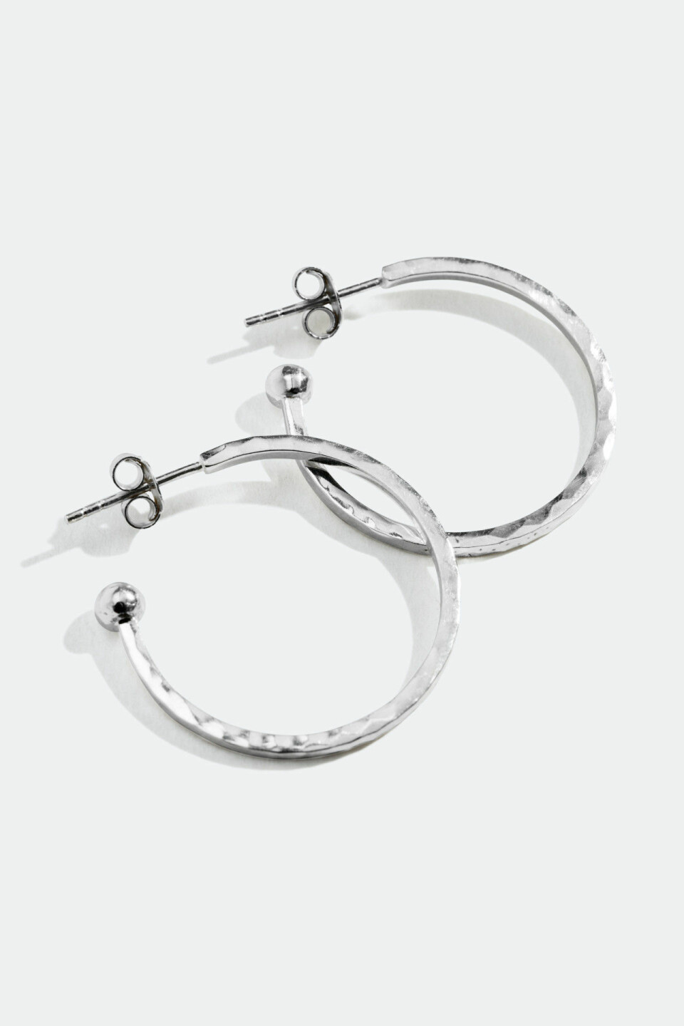 Therese Lindgren släpper smyckeskollektion inspirerad av naturen