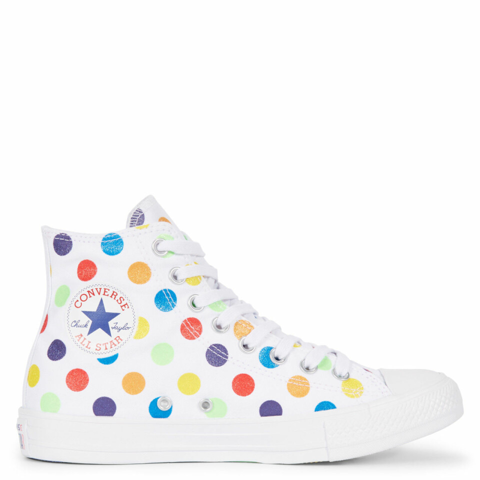 Converse stöttar hbtq+-rörelsen med ny Pridekollektion
