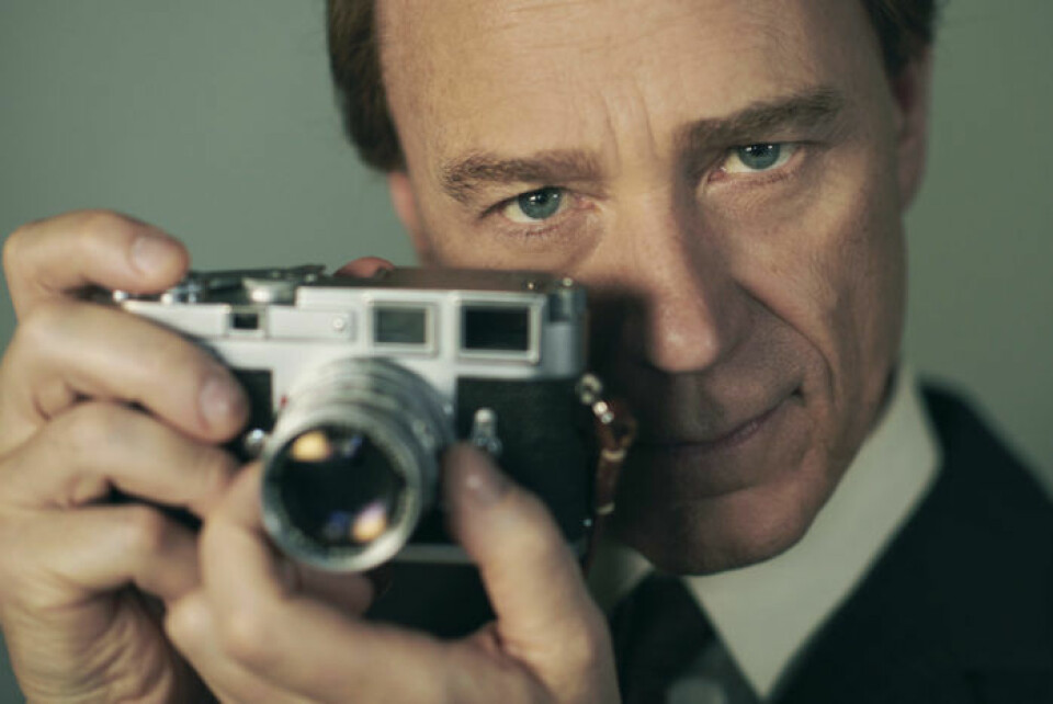Fotografen Anthony Armstrong Jones, spelades tidigare av Matthew Goode men efterträds nu av Ben Daniels. Foto: Netflix Fotografen Anthony Armstrong Jones, spelades tidigare av Matthew Goode men efterträds nu av Ben Daniels. Foto: Netflix