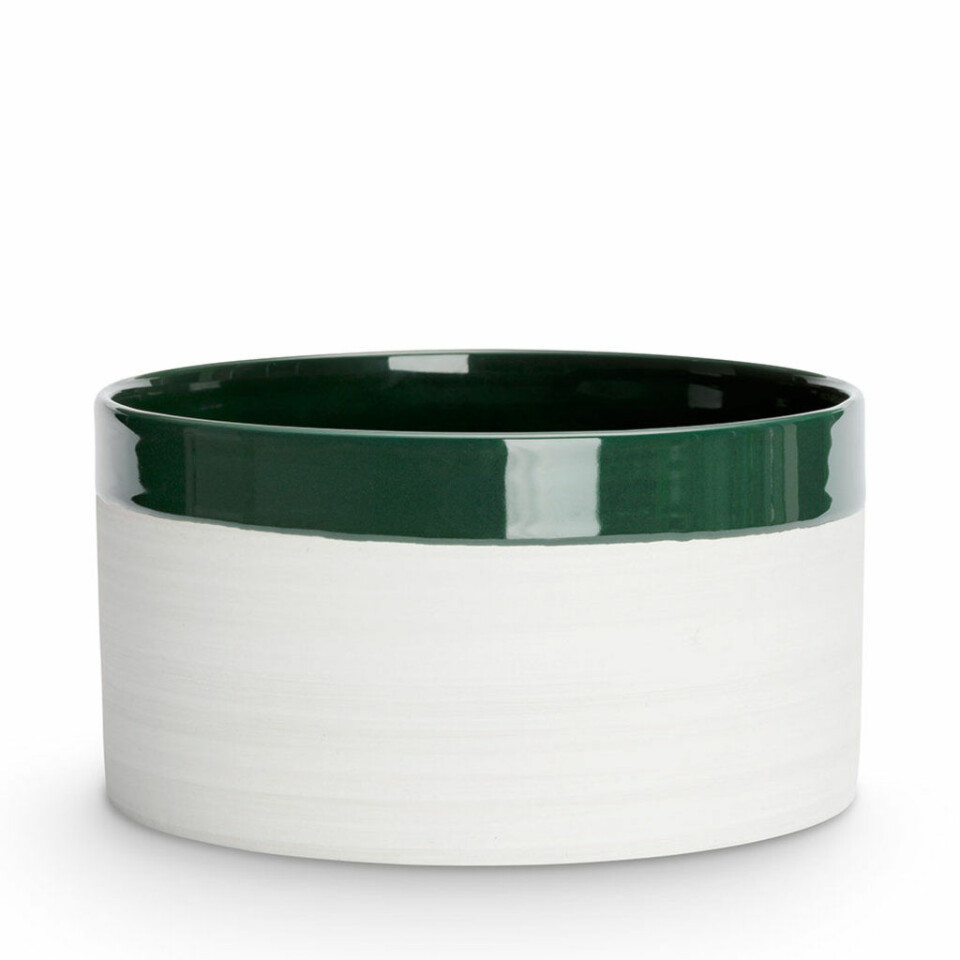 Nu kan du köpa allt till din fyrfota vän – på Åhléns