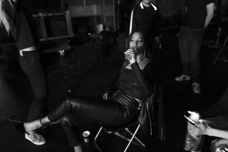 Icona Pop: ”Vi vill att både tjejer och killar ska bära kollektionen”