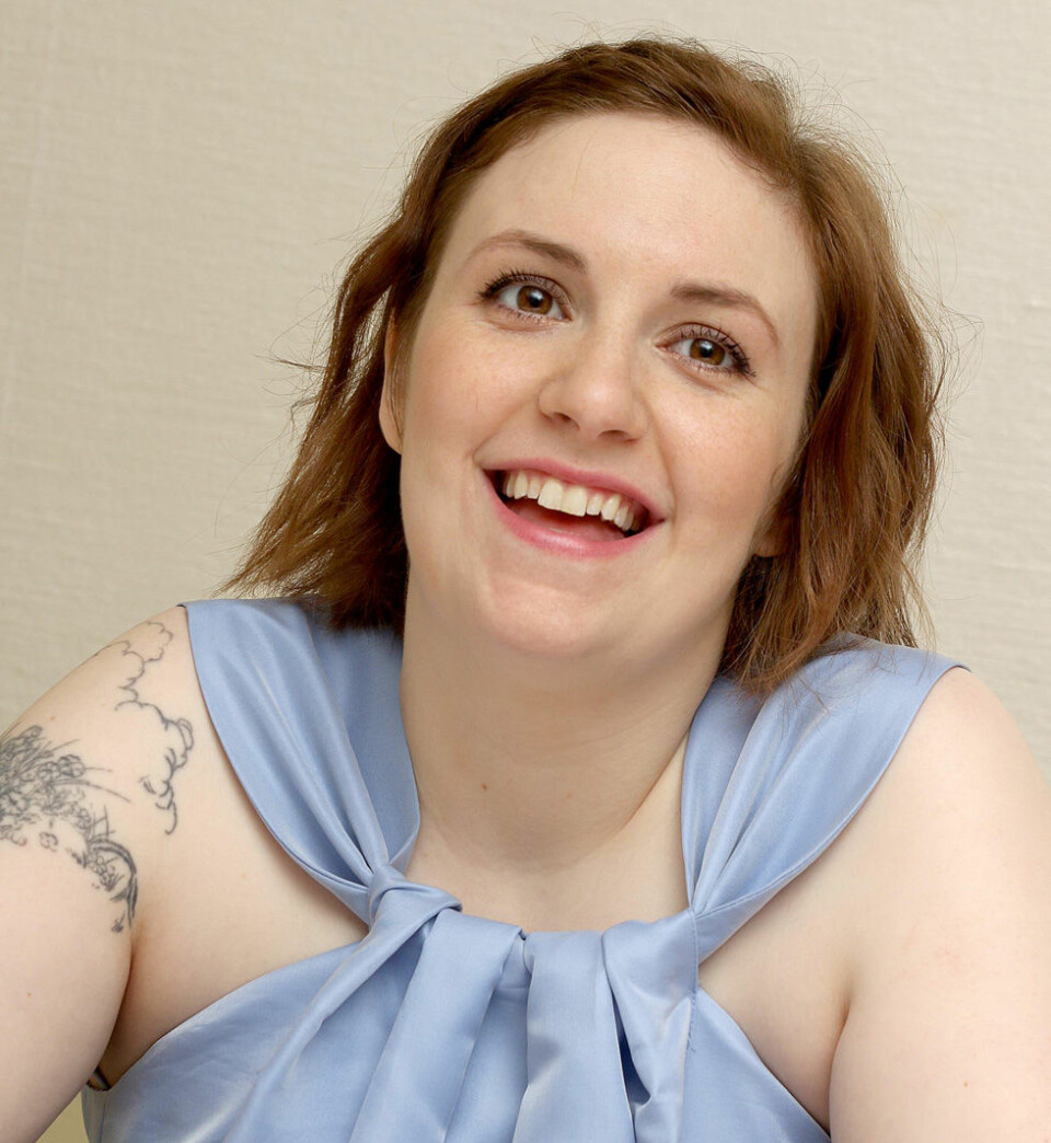 Lena Dunham hånades för att ha stora framtänder på Twitter. Foto: IBL Lena Dunham hånades för att ha stora framtänder på Twitter. Foto: IBL