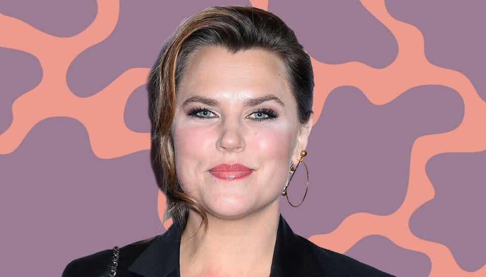 Kändisarna hyllar Mia Skäringers No More Fucks To Give