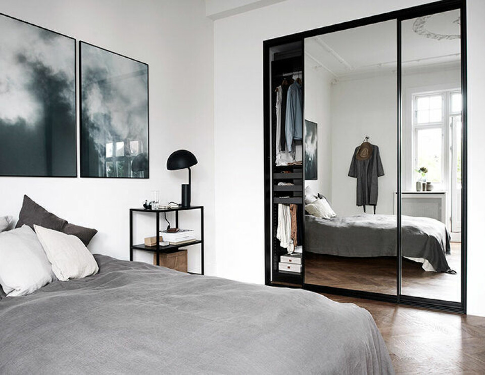 Fyll garderoben med naturmaterial istället för plast. Foto: Kvik Fyll garderoben med naturmaterial istället för plast. Foto: Kvik