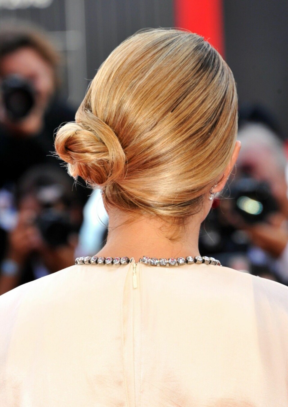 30 snygga frisyrer till säsongens alla fester