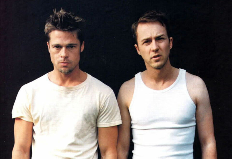 Brad Pitt och Edward Norton i kultrullen Fight Club. Foto: TT Brad Pitt och Edward Norton i kultrullen Fight Club. Foto: TT