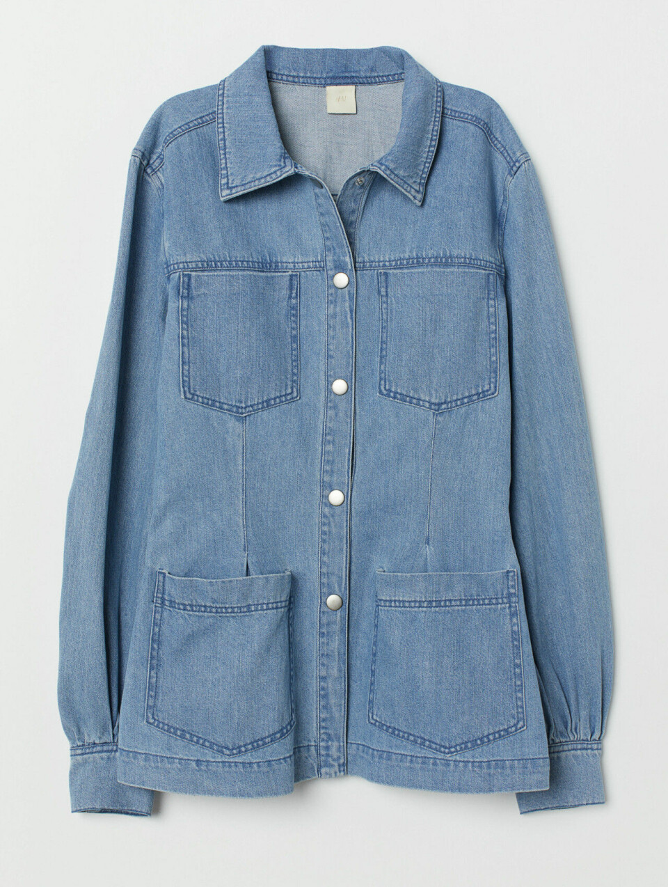 Vårmode 2019: Blekt denim är ett av vårens trendigaste material