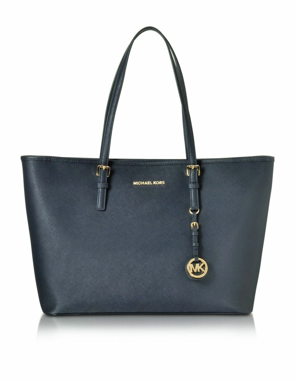 12 väskor och plagg från Michael Kors som just nu är på rea