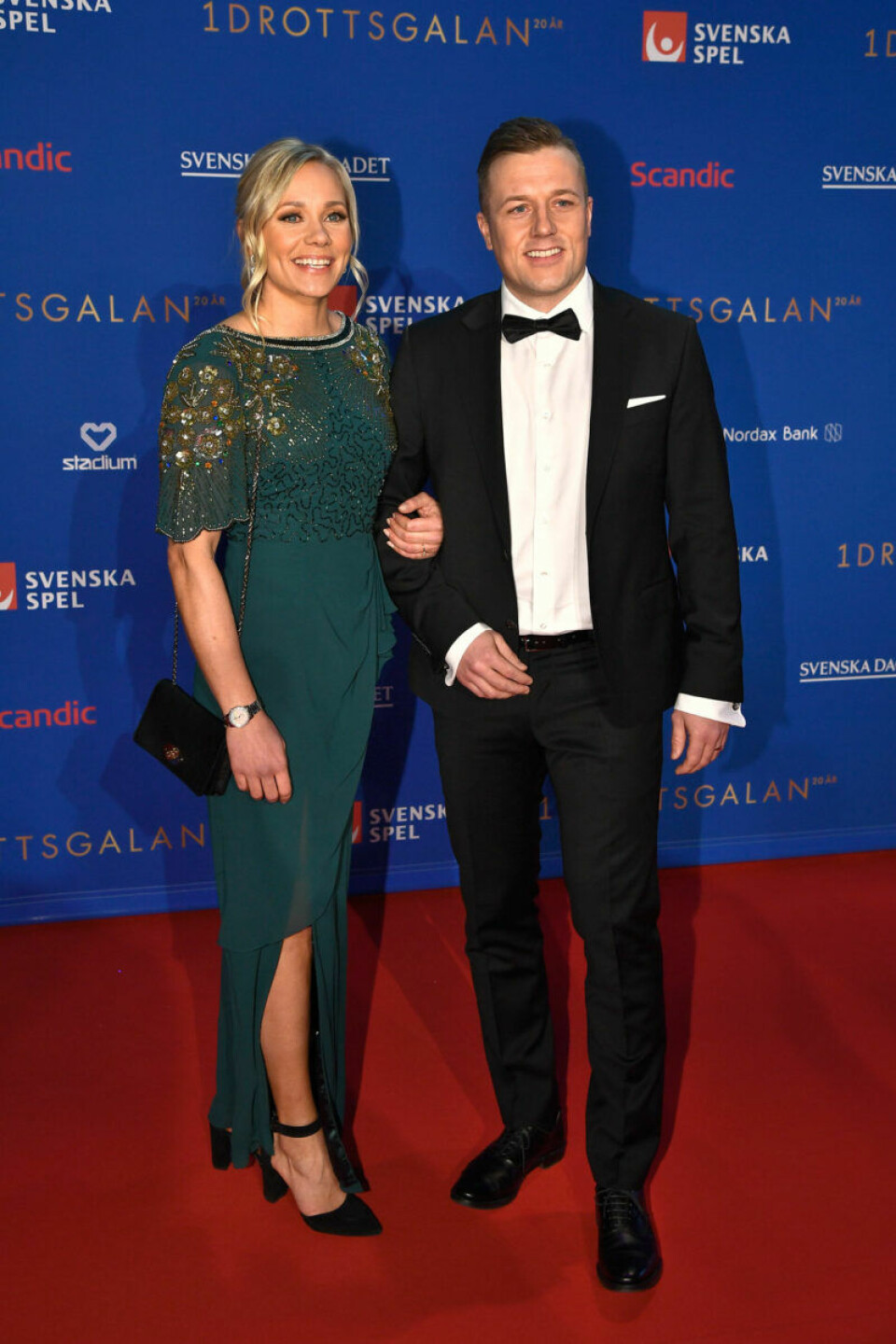 Frida Hansdotter med sällskap. Frida Hansdotter med sällskap.