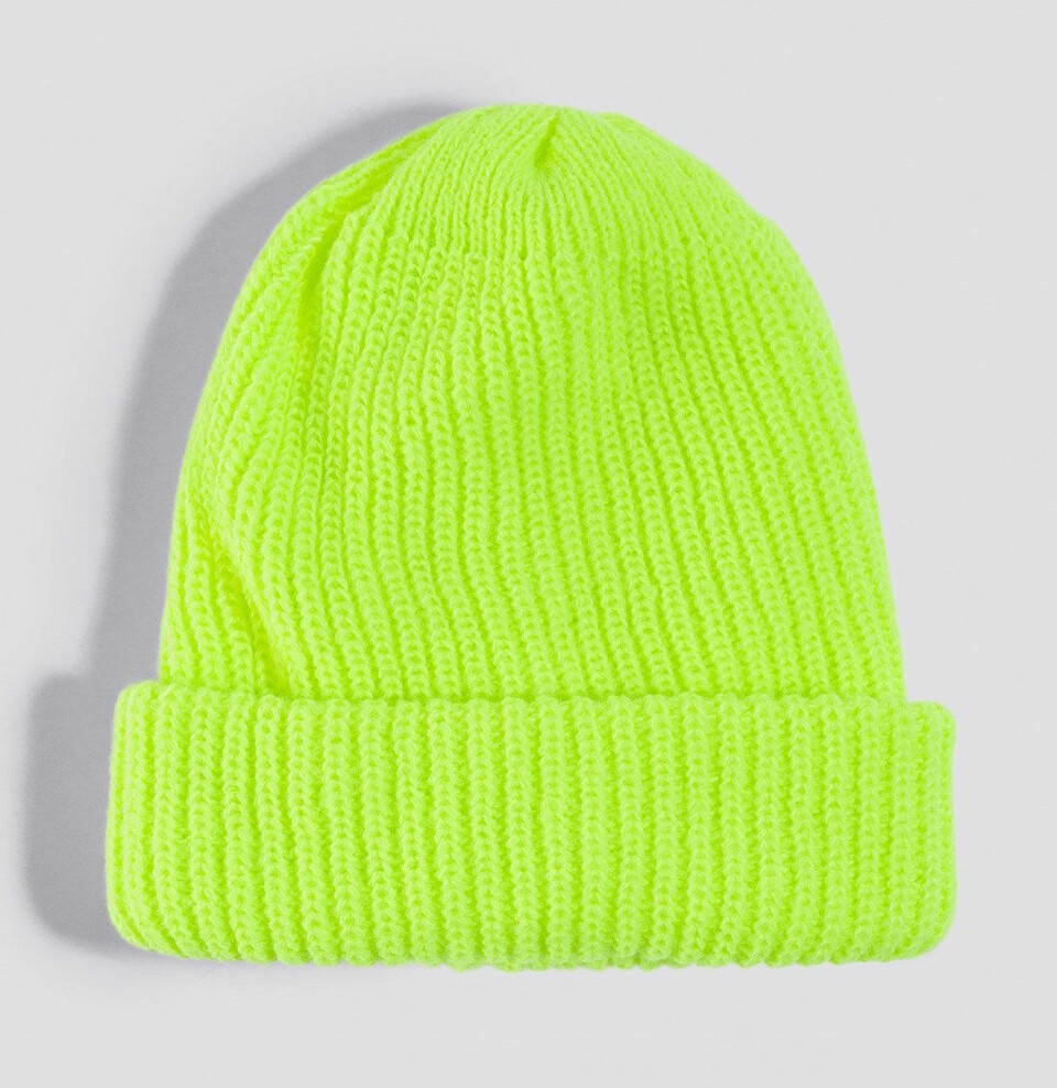 Så stylar du den heta neontrenden – plus 10 snygga köp