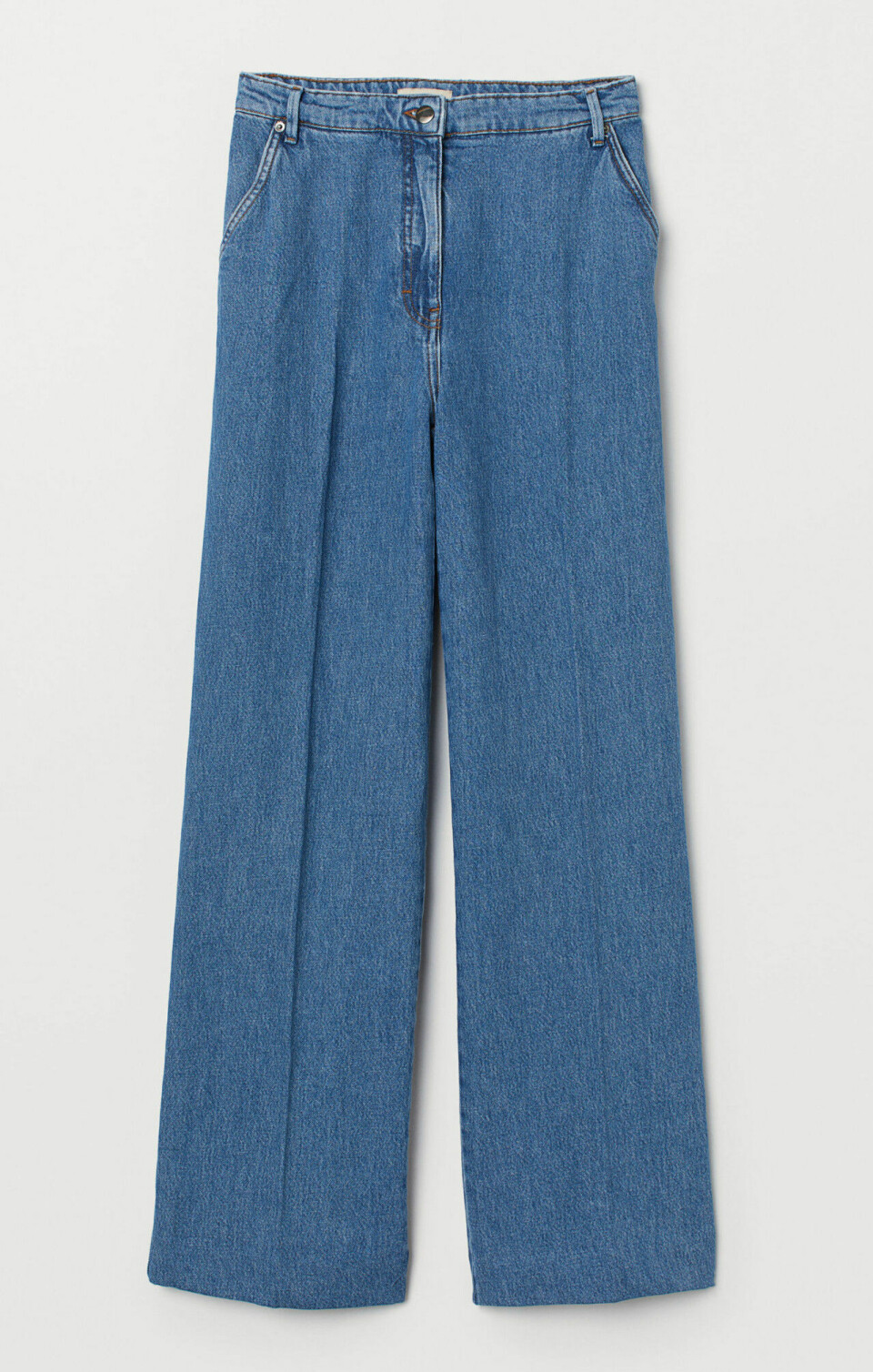 25 snygga jeans i olika modeller till våren 2019