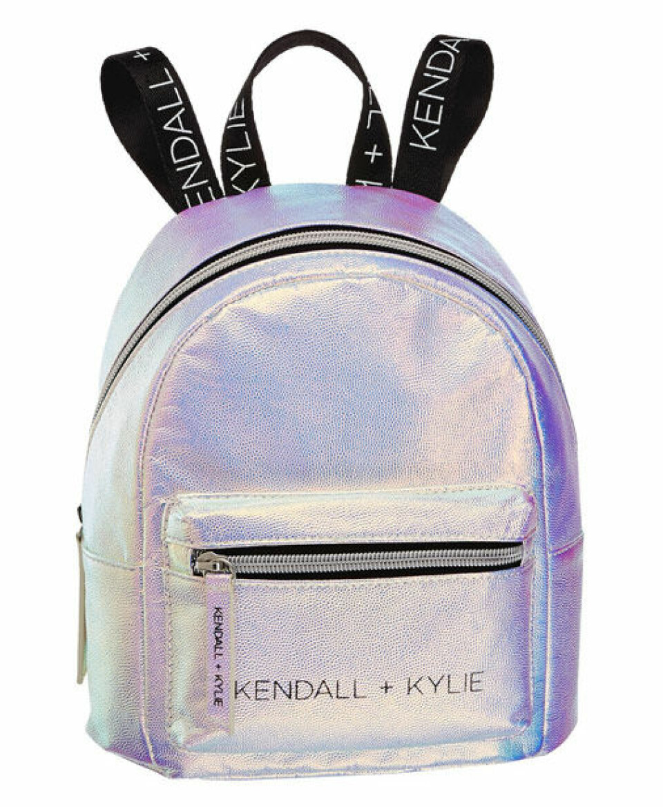 Kendall och Kylie Jenner släpper ny väskkollektion till budgetpris