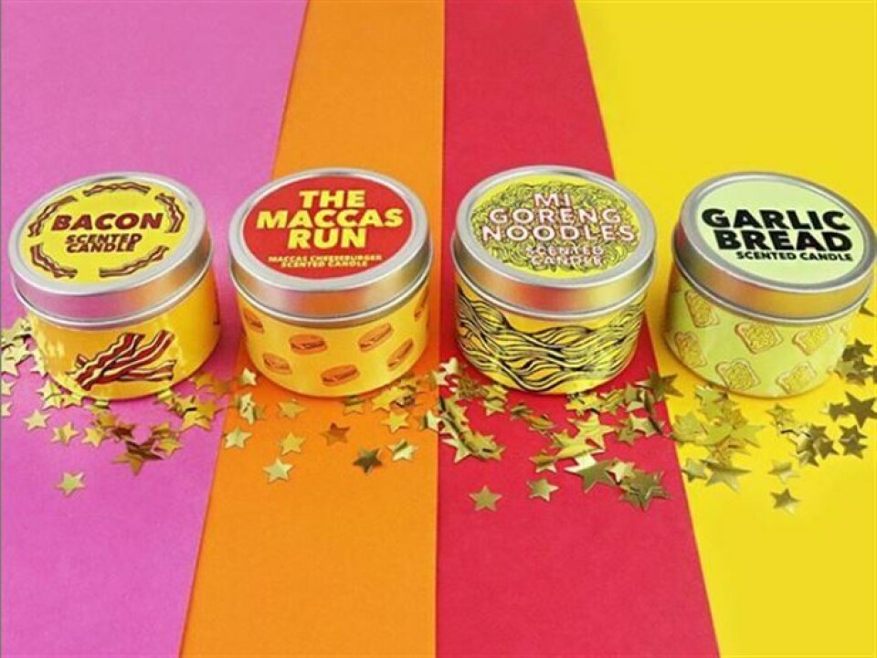 Doftljus som luktar cheeseburgare, öl och nudlar