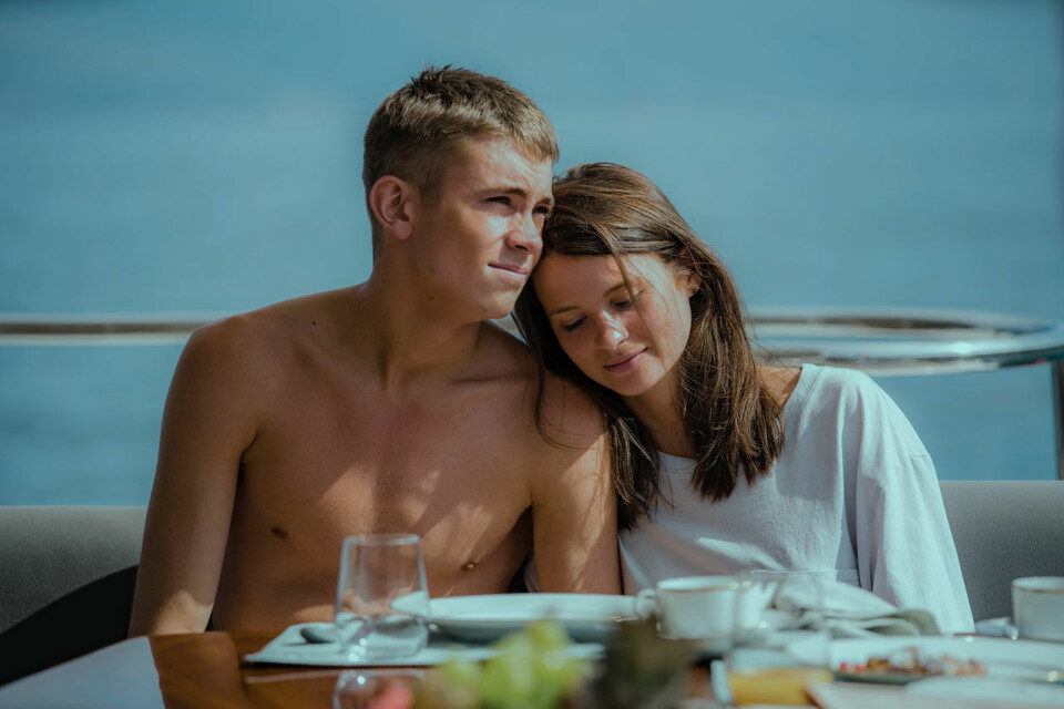 Felix Sandman och Hanna Ardéhn är två av skådespelarna i Störst av allt. Foto: Nikola Predovic/Netflix Felix Sandman och Hanna Ardéhn är två av skådespelarna i Störst av allt. Foto: Nikola Predovic/Netflix