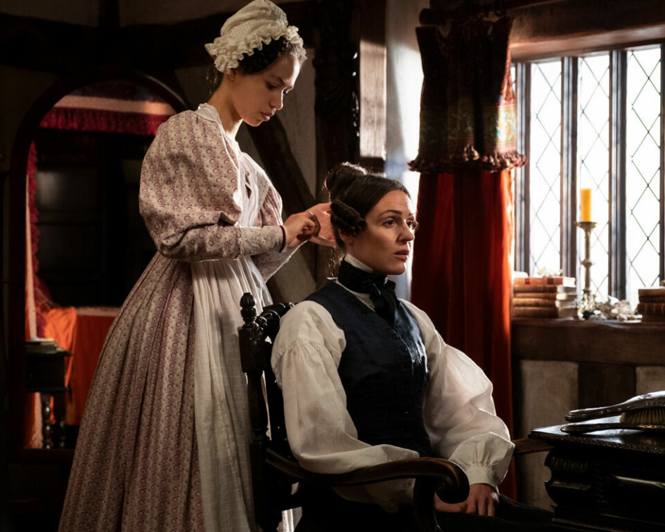 Anne Lister (Suranne Jones) får håret lagt i serien Gentleman Jack. Foto: HBO Anne Lister (Suranne Jones) får håret lagt i serien Gentleman Jack. Foto: HBO