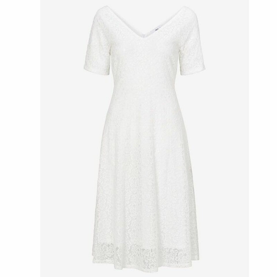 Studentklänning från Ellos Collection, 499 kronor. Studentklänning från Ellos Collection, 499 kronor.