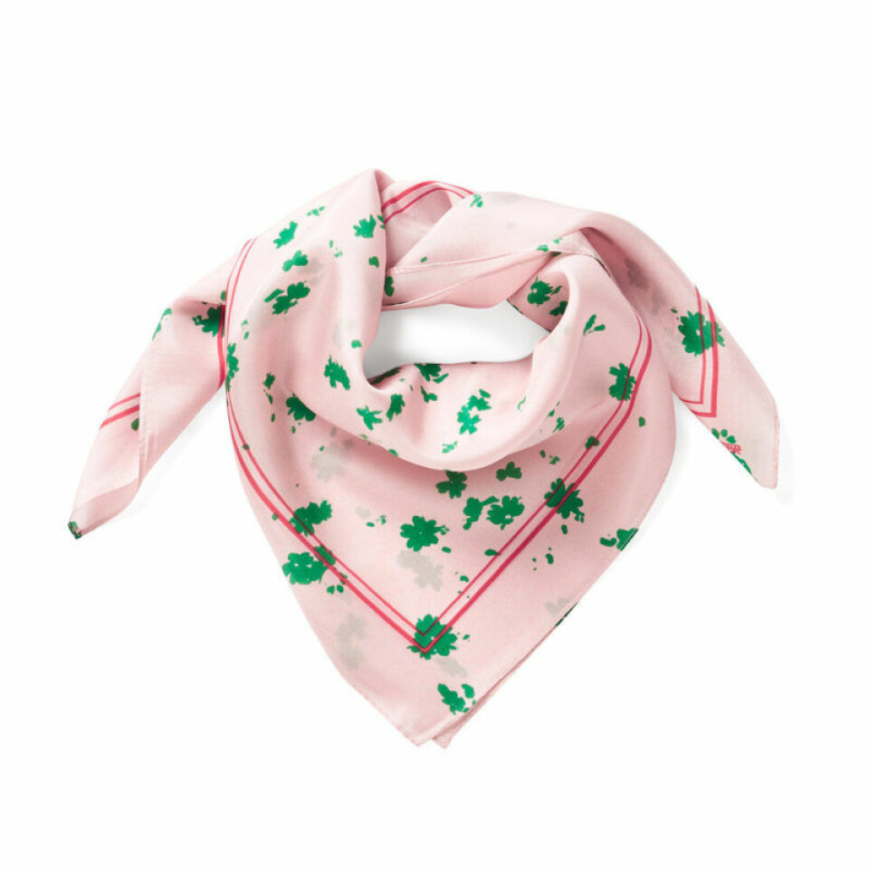 Styla håret med en scarf! 13 fina varianter i butik