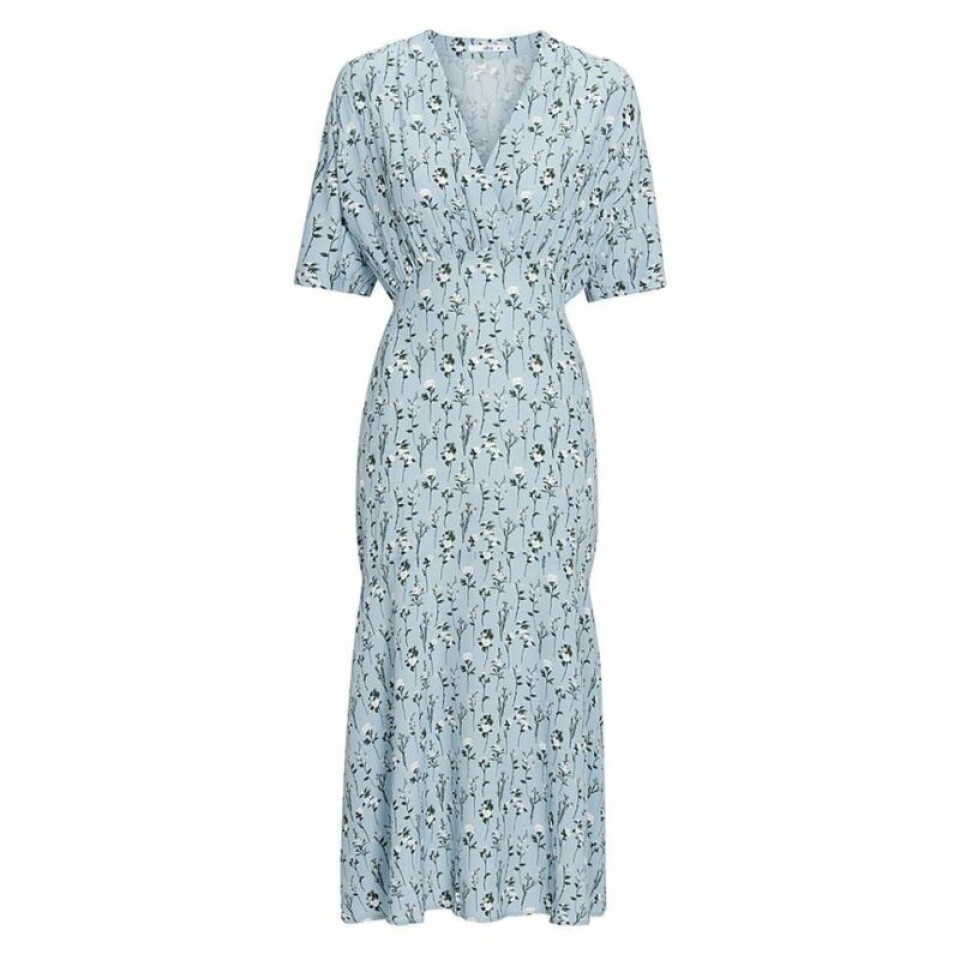 Bröllop, midsommar och fest – 14 somriga gravidklänningar i butik