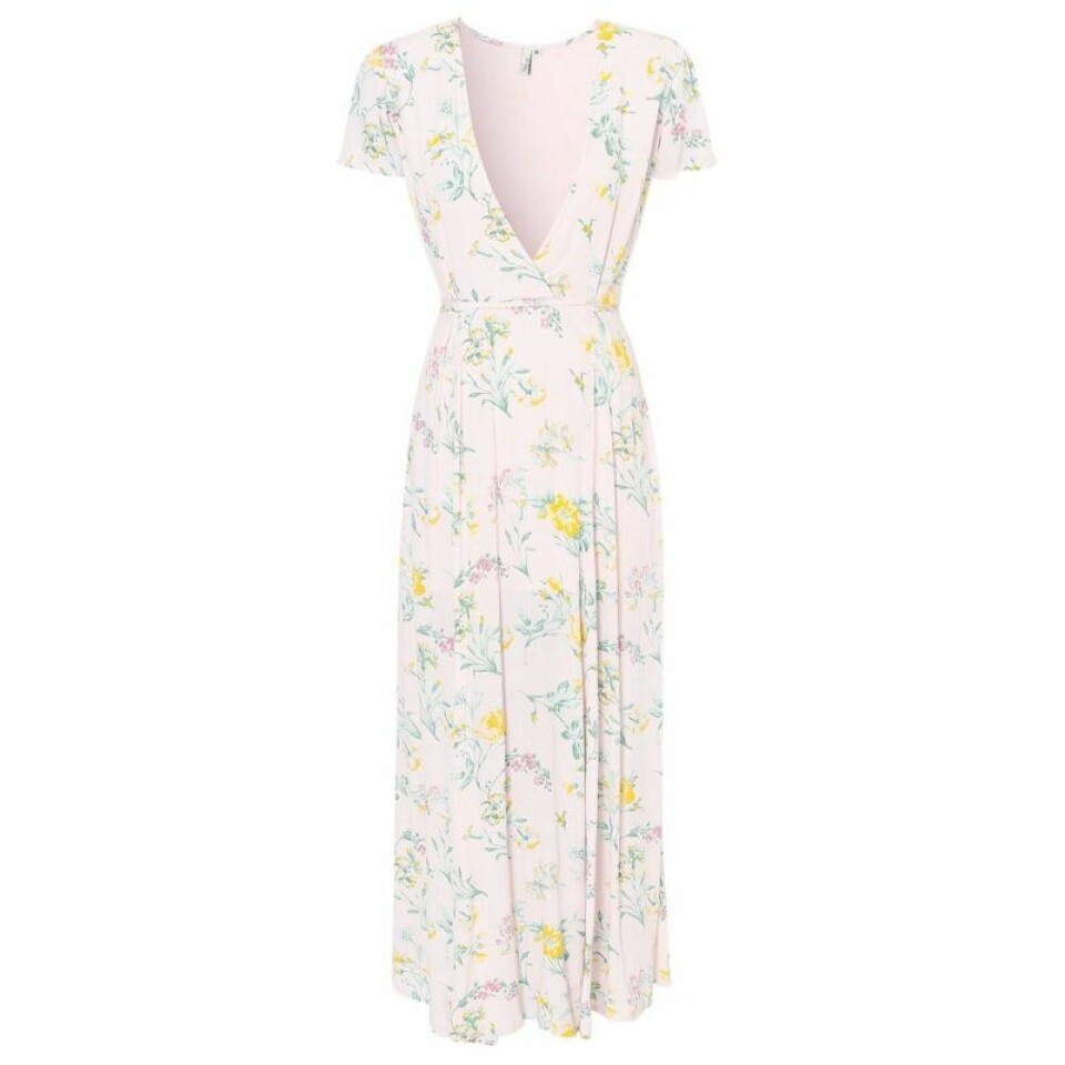 Bröllop, midsommar och fest – 14 somriga gravidklänningar i butik