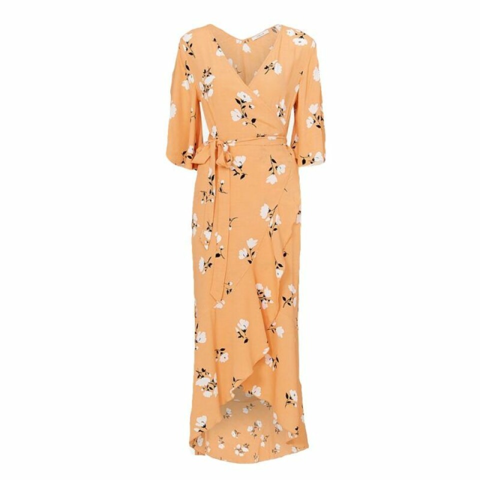 Bröllop, midsommar och fest – 14 somriga gravidklänningar i butik