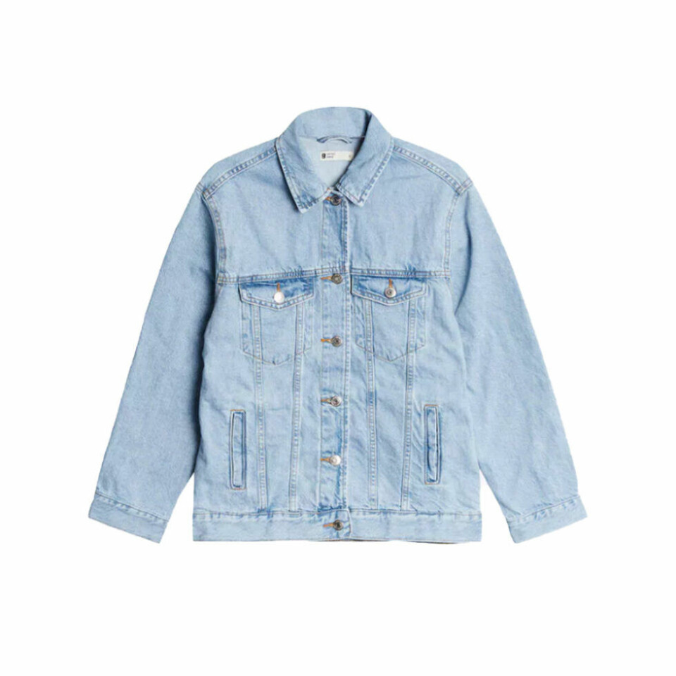 15 fina jeansjackor i butik just nu – i olika färger och modeller
