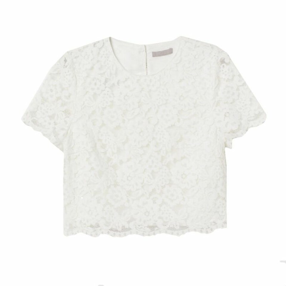 Perfekt till sommarkjolen! 13 fina croppade toppar i butik