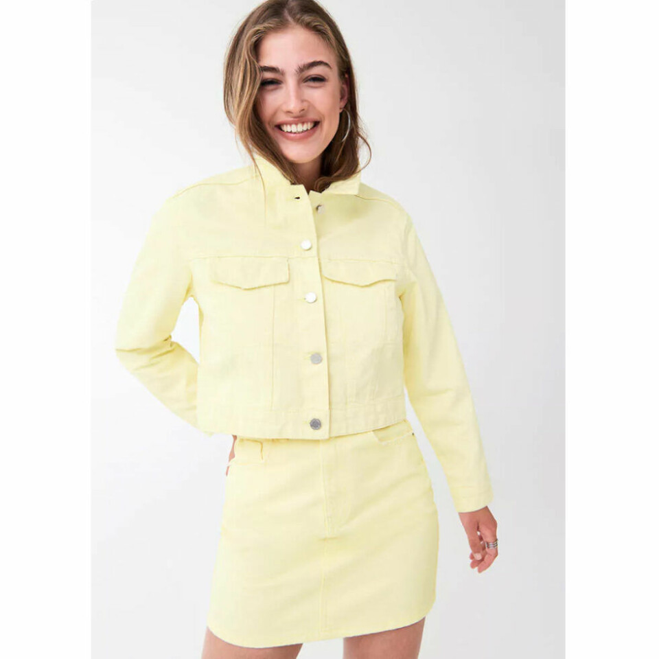 15 fina jeansjackor i butik just nu – i olika färger och modeller