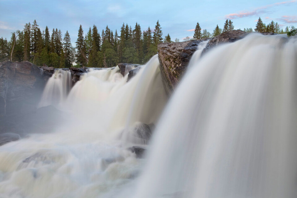 7 vackra vattenfall i Sverige att besöka i sommar